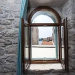 Apartment Constantini